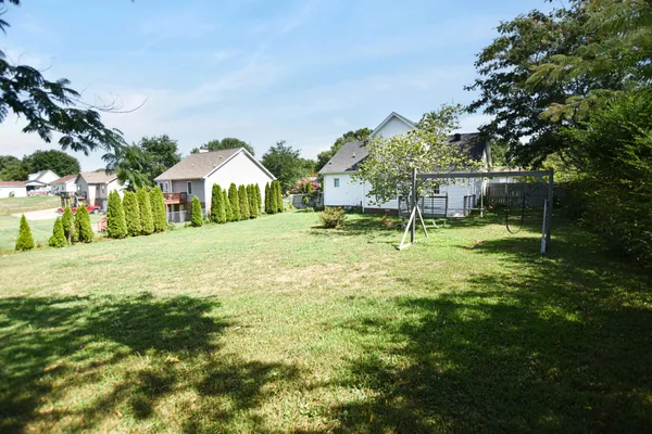 $1,700 | 2870 Chinquapin Lane, Clarksville, TN 37043