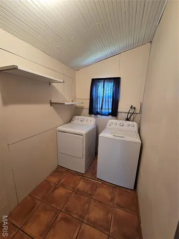 $210,000 | 10525 Summerfield St Jacob Road, Summerfield, IL 62289