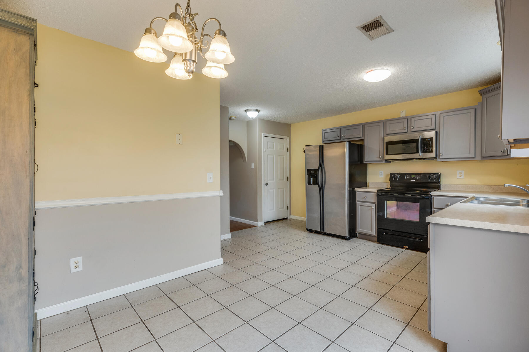 147 Old State Rte 34, Unit 2 Jonesborough, TN 37659 - Photo 13 of 23 011