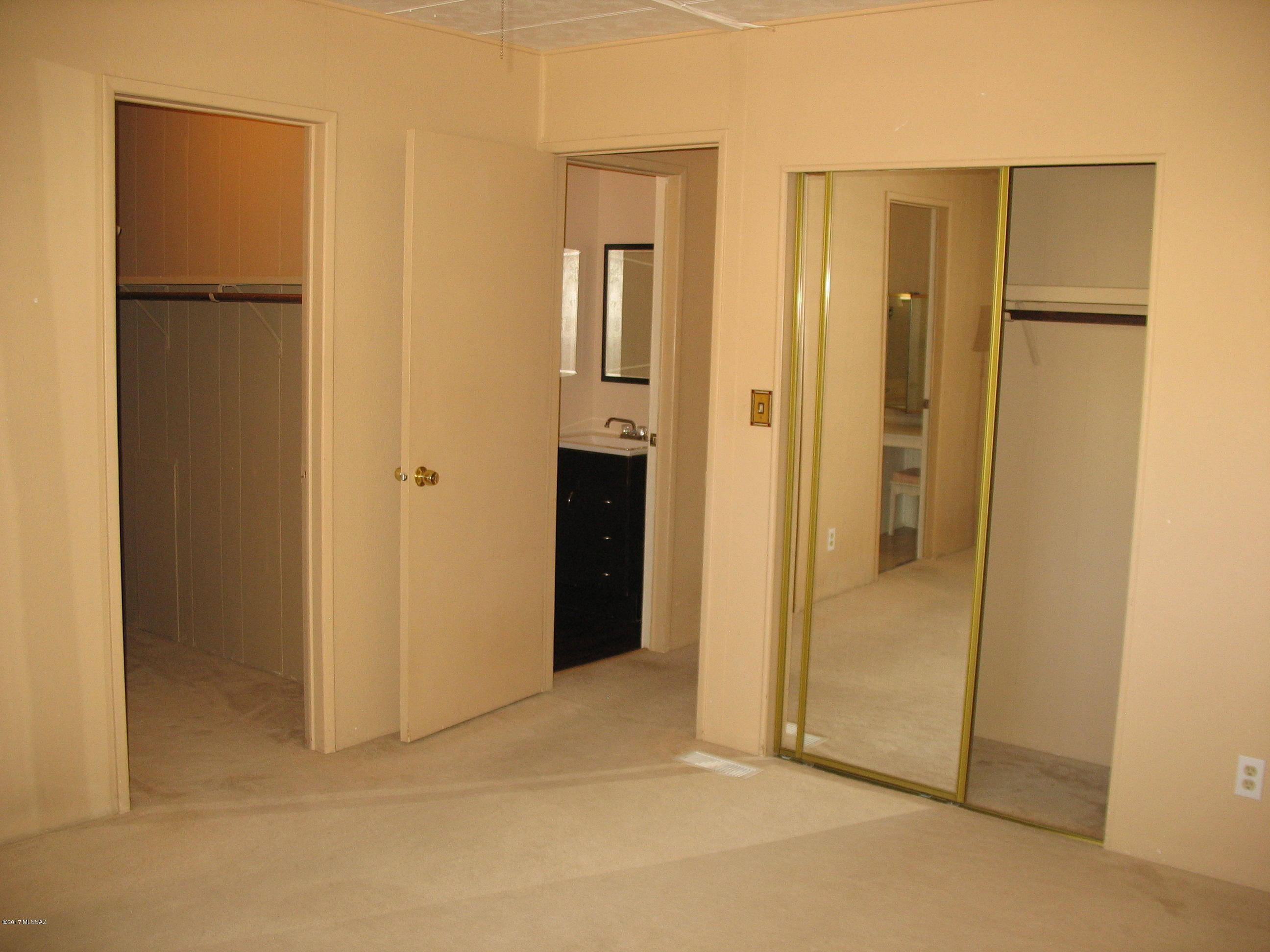 6036 West Rafter Cir Street Tucson, AZ 85713 - Photo 16 of 25 Gallery Image 16