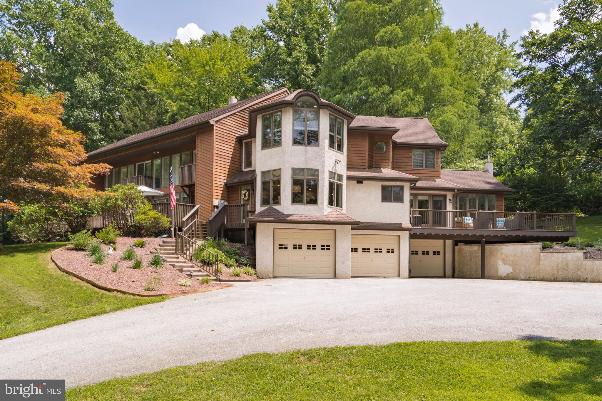 475 Reeds Road Downingtown, PA 19335 - Photo 8 of 78 Garage