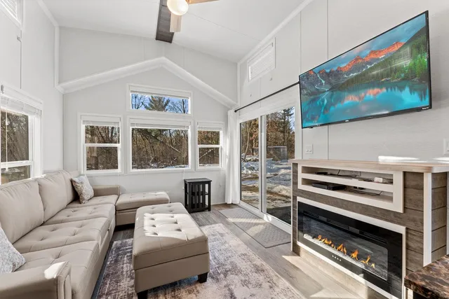 $299,900 | 766 Freedom, Wisconsin Dells, WI 53965