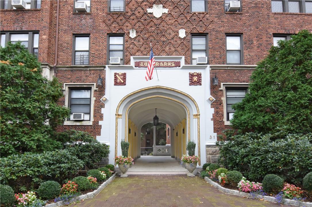 31 Pondfield Road West, Unit 29 Bronxville, NY 10708 - Photo 1 of 1 Gallery Image 1