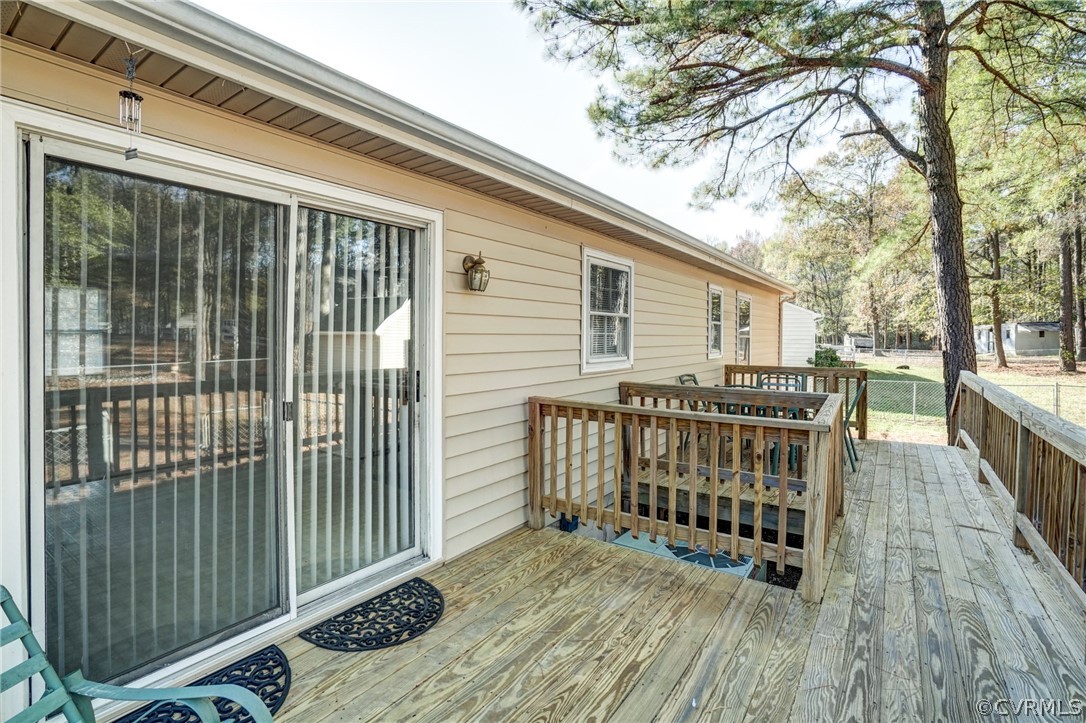 5506 Linda Road Sandston, VA 23150 - Photo 33 of 44 Wow! Huge 10 x 30 Deck in Rear - Freshly Power Washed!