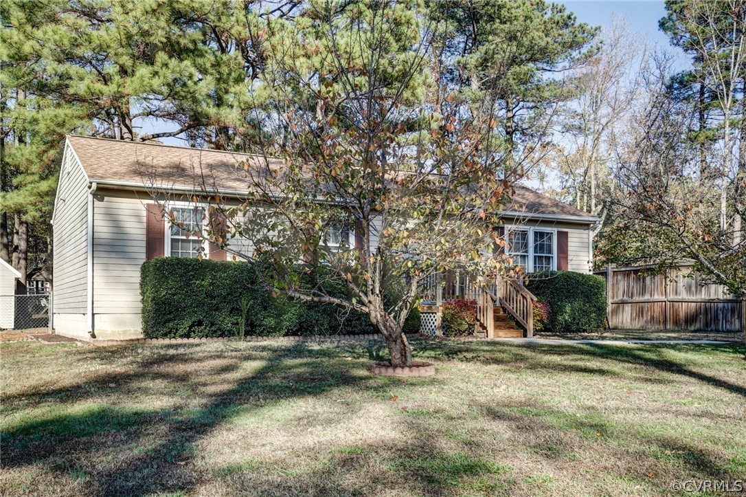 5506 Linda Road Sandston, VA 23150 - Photo 6 of 44 Additional View of Front