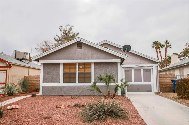 $2,995 | 7399 Topeka Drive, Las Vegas, NV 89147