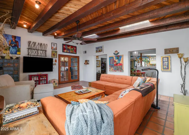 a view of a hallway with windows