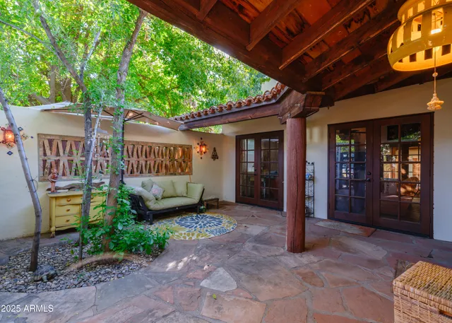 a view of outdoor space yard and patio
