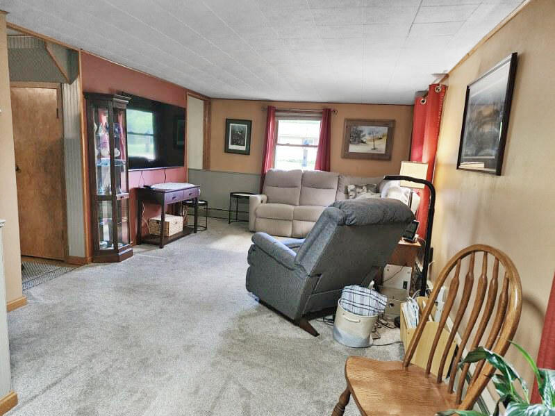 127 3rd Avenue Plainfield, WI 54966 - Photo 6 of 21 Living Room