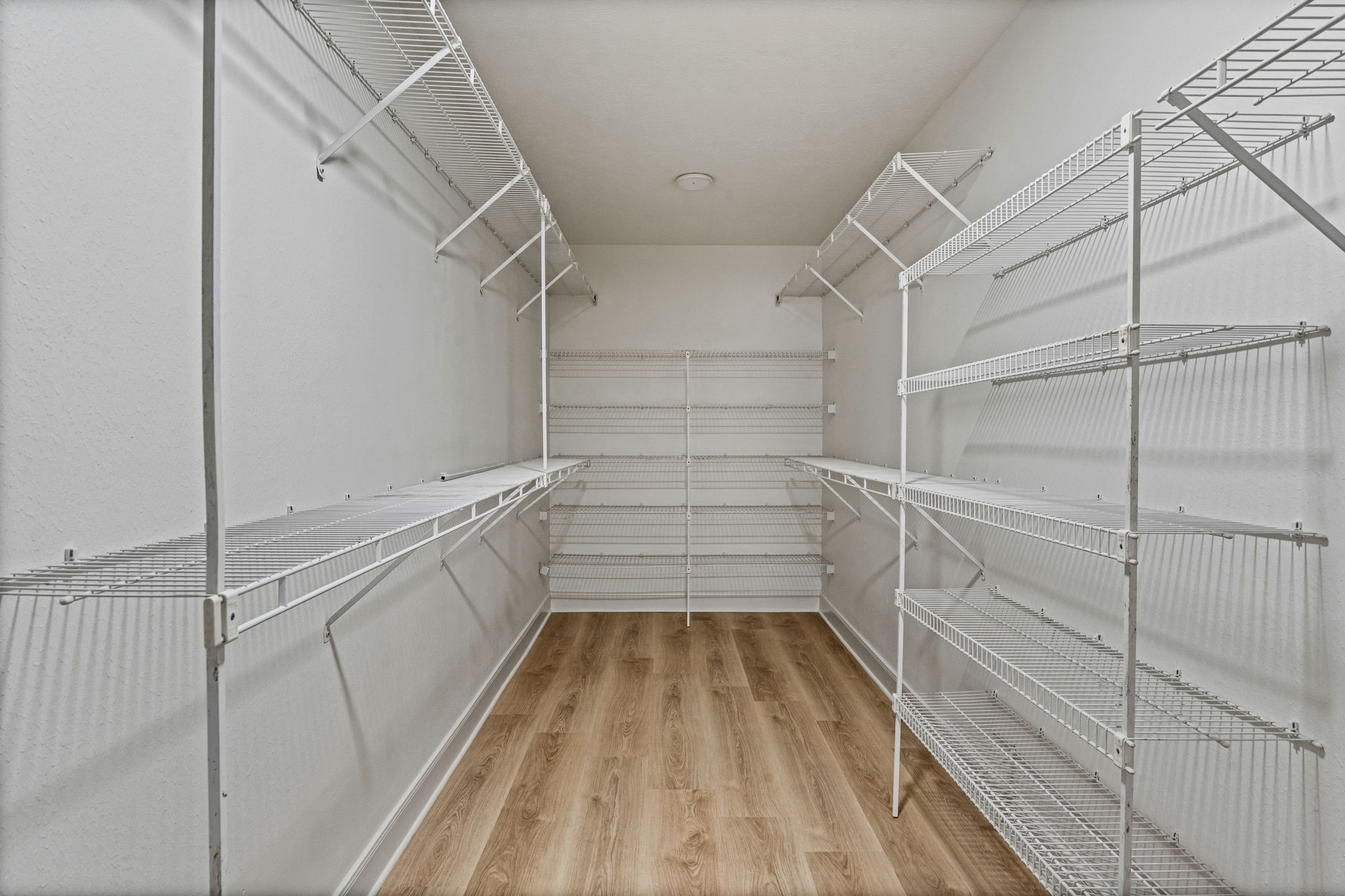 623 Cotter Drive Spring, TX 77373 - Photo 23 of 37 Primary closet