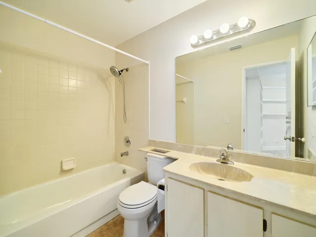 $350,000 | 6303 Riverwalk Lane, Unit 5, Jupiter, FL 33458