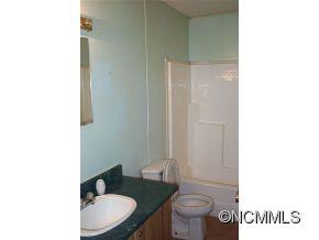 240 Pleasant Hill Road Clyde, NC 28721 - Photo 8 of 12