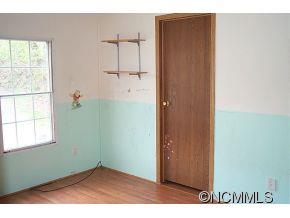 240 Pleasant Hill Road Clyde, NC 28721 - Photo 9 of 12
