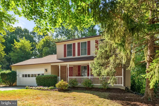 $738,000 | 903 Young Dairy Court, Herndon, VA 20170