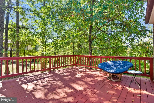 $738,000 | 903 Young Dairy Court, Herndon, VA 20170