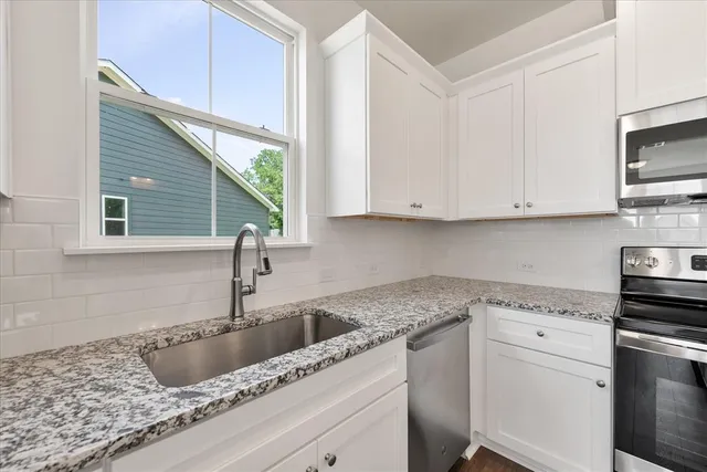 $1,900 | 1209 Chestnut Court, Runaway Bay, TX 76426