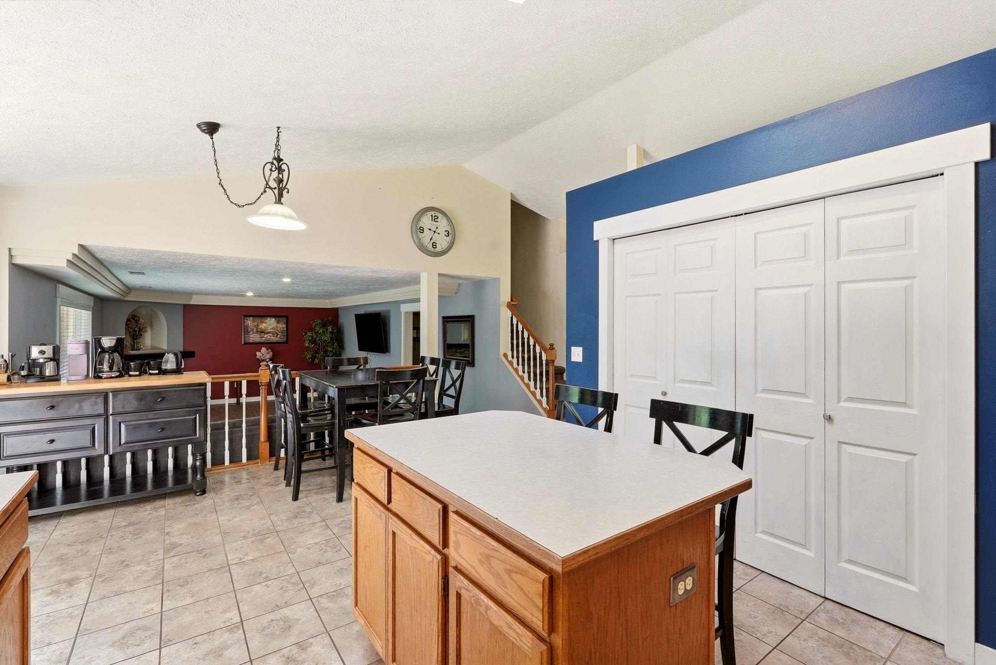 4417 East Woodglen Road Mead, WA 99021 - Photo 10 of 47