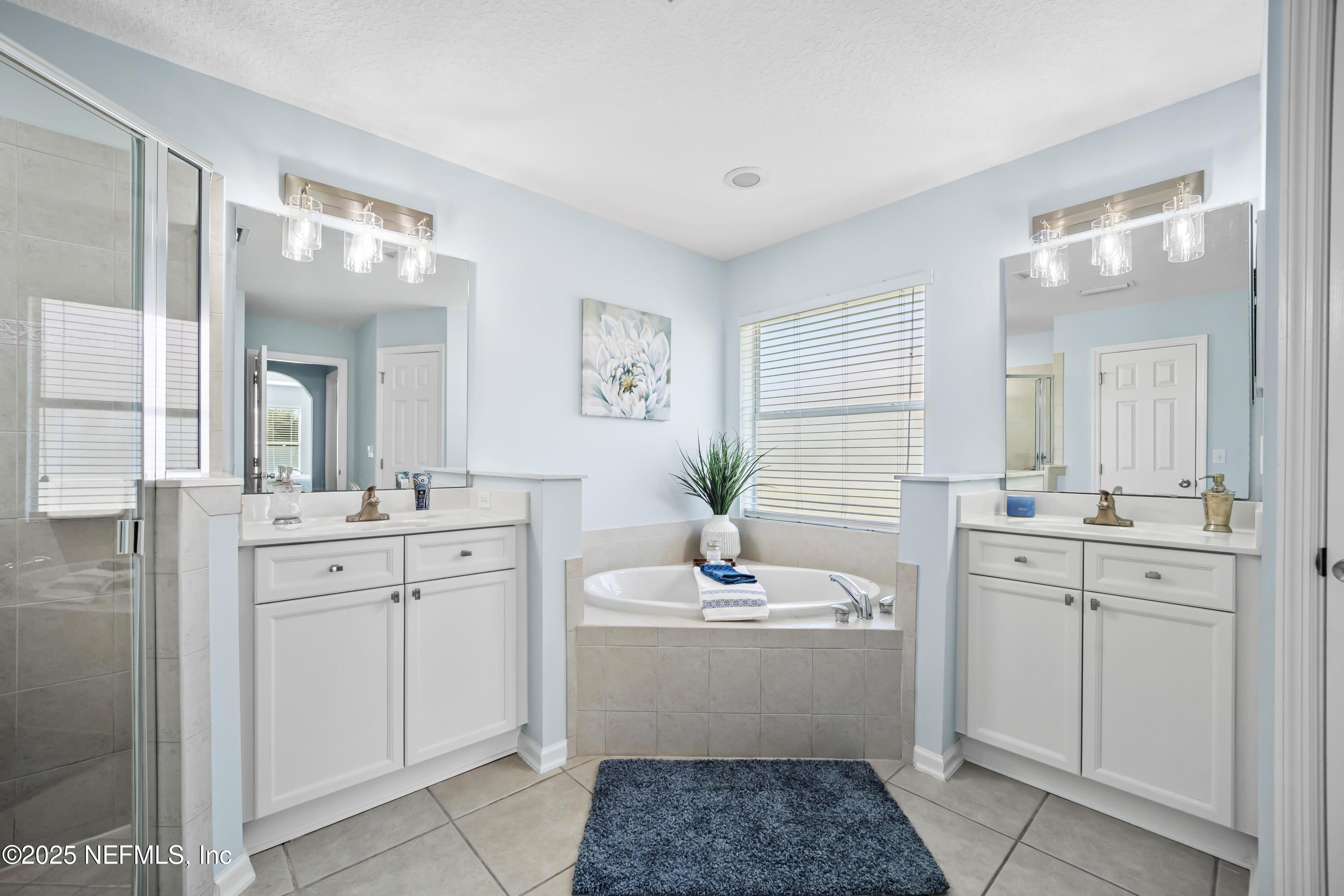 253 Porta Rosa Circle St. Augustine, FL 32092 - Photo 21 of 60 Primary Bathroom