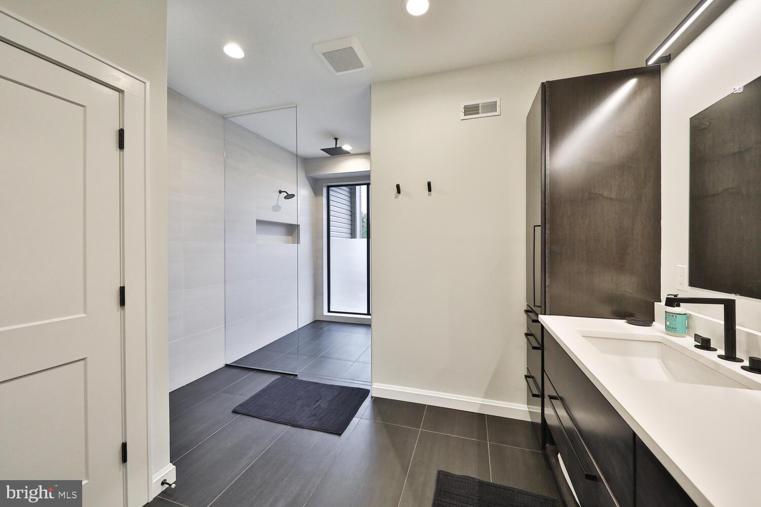 4447 River Ridge Court Philadelphia, PA 19129 - Photo 37 of 49 Gallery Image 37