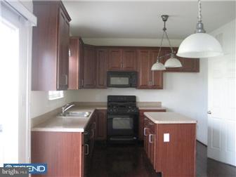 10 Box Turtle Lane Sicklerville, NJ 08081 - Photo 2 of 10 Gallery Image 2