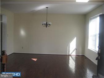 10 Box Turtle Lane Sicklerville, NJ 08081 - Photo 4 of 10 Gallery Image 4
