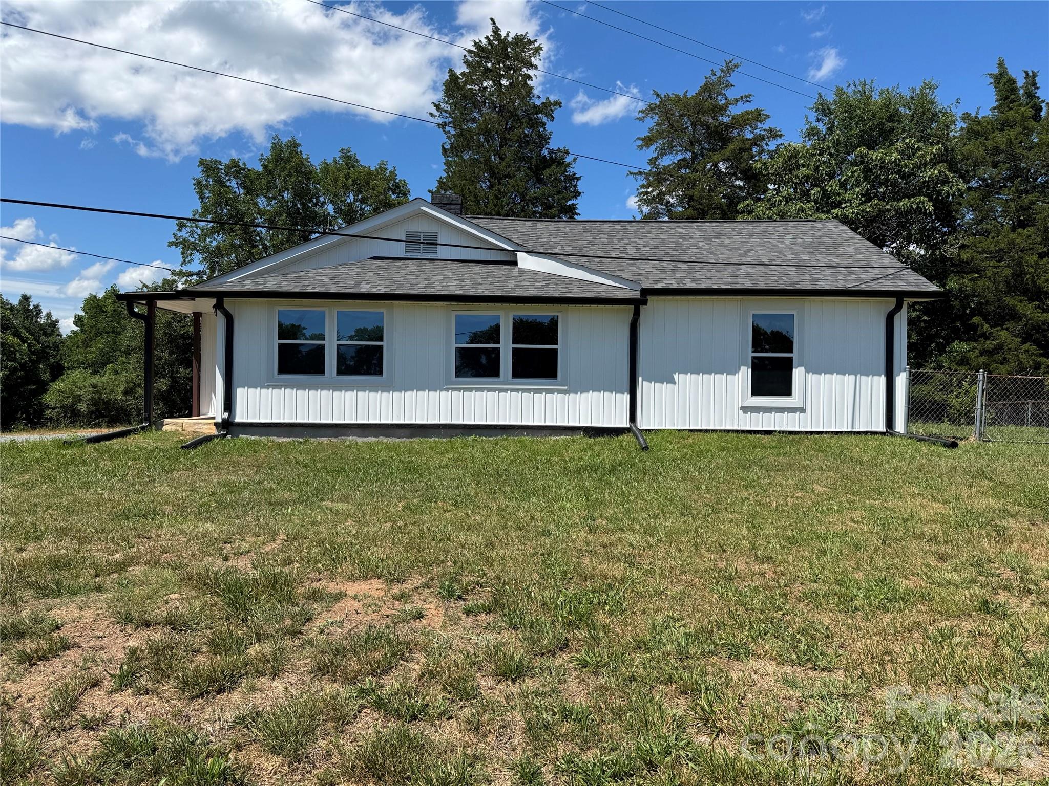 3812 Cliffside Road Mooresboro, NC 28114 - Photo 1 of 26