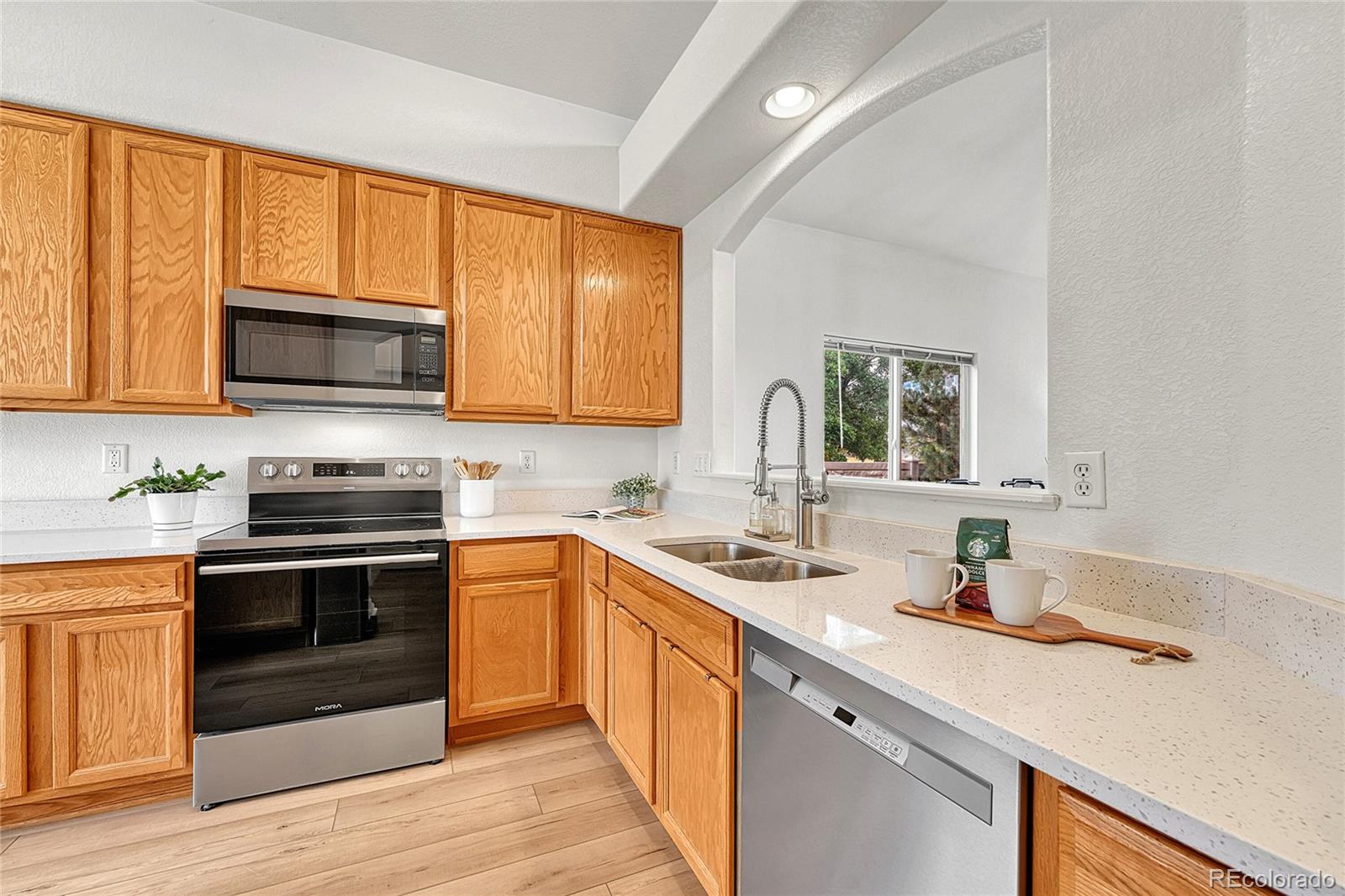 5341 Rhyolite Way Parker, CO 80134 - Photo 7 of 48 Gallery Image 7
