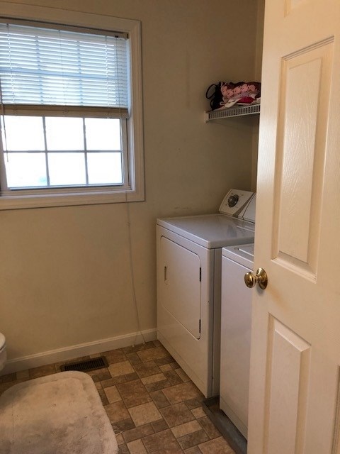 608 Silver Street, Unit 7 Manchester, NH 03103 - Photo 10 of 18