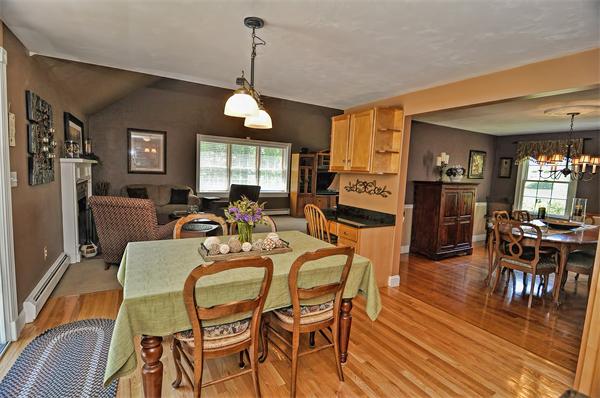 9 Liberty Road Medway, MA 02053 - Photo 18 of 30 Gallery Image 18