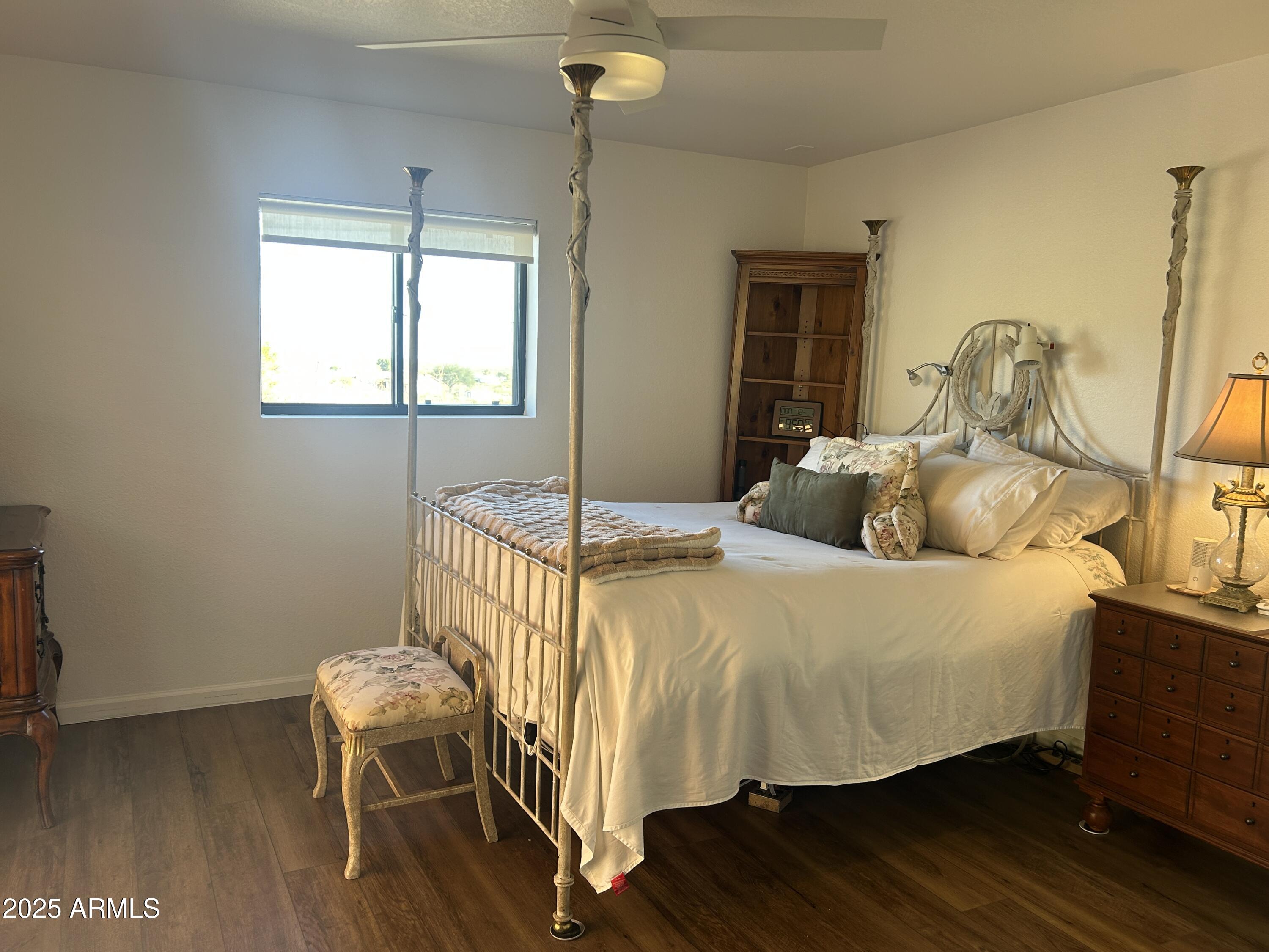 2251 North Spanish Trail Huachuca City, AZ 85616 - Photo 20 of 34 Primary Bedroom