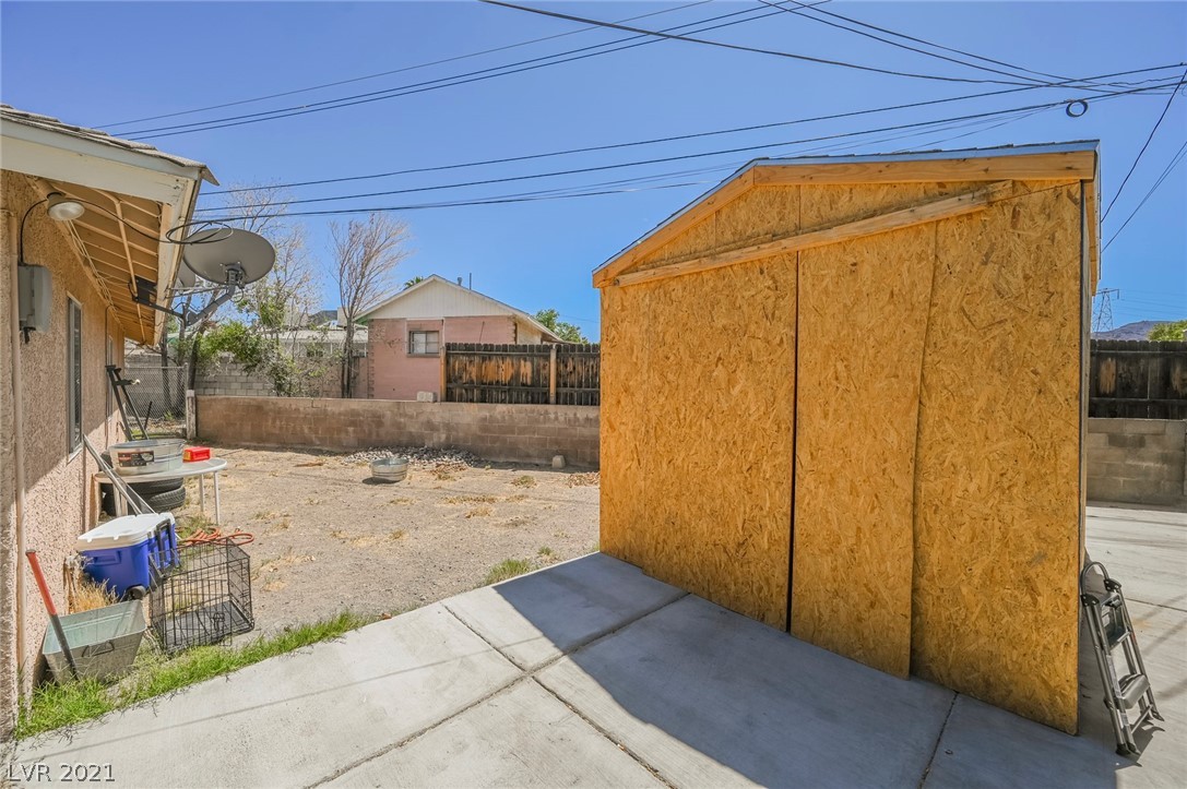 632 National Street Henderson, NV 89015 - Photo 14 of 38