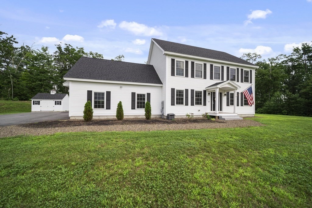 7 Kennard Road Epping, NH 03042 - Photo 2 of 42