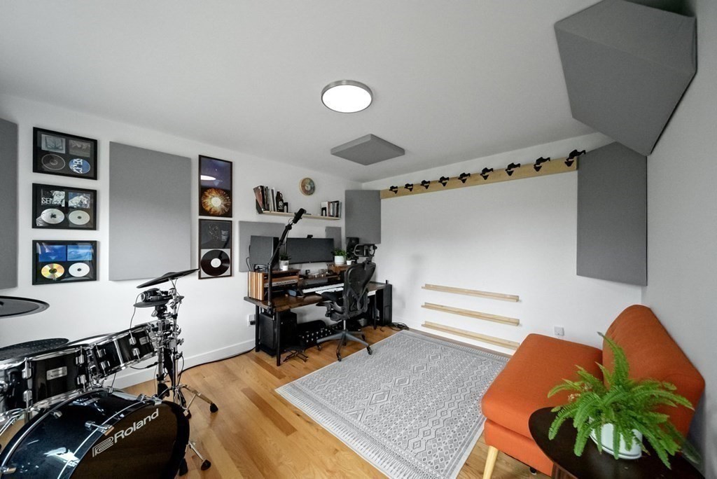 7 Kennard Road Epping, NH 03042 - Photo 25 of 42 a bedroom with furniture and a bed