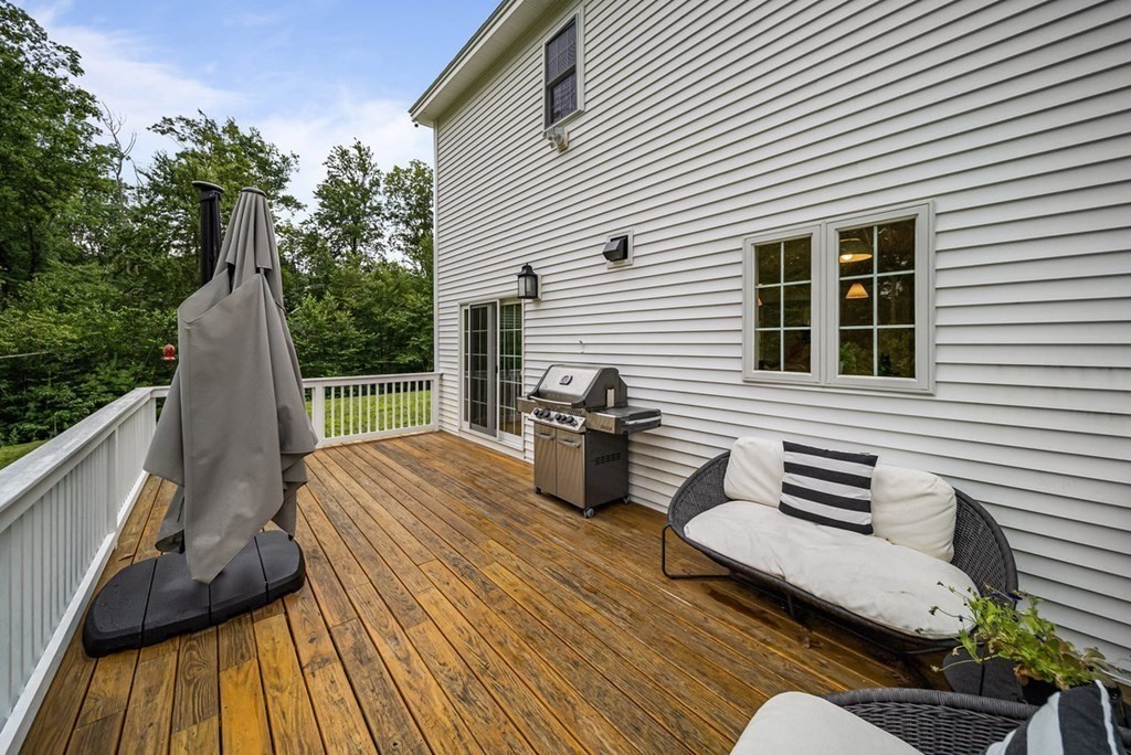 7 Kennard Road Epping, NH 03042 - Photo 32 of 42 a view of a two chairs in the deck