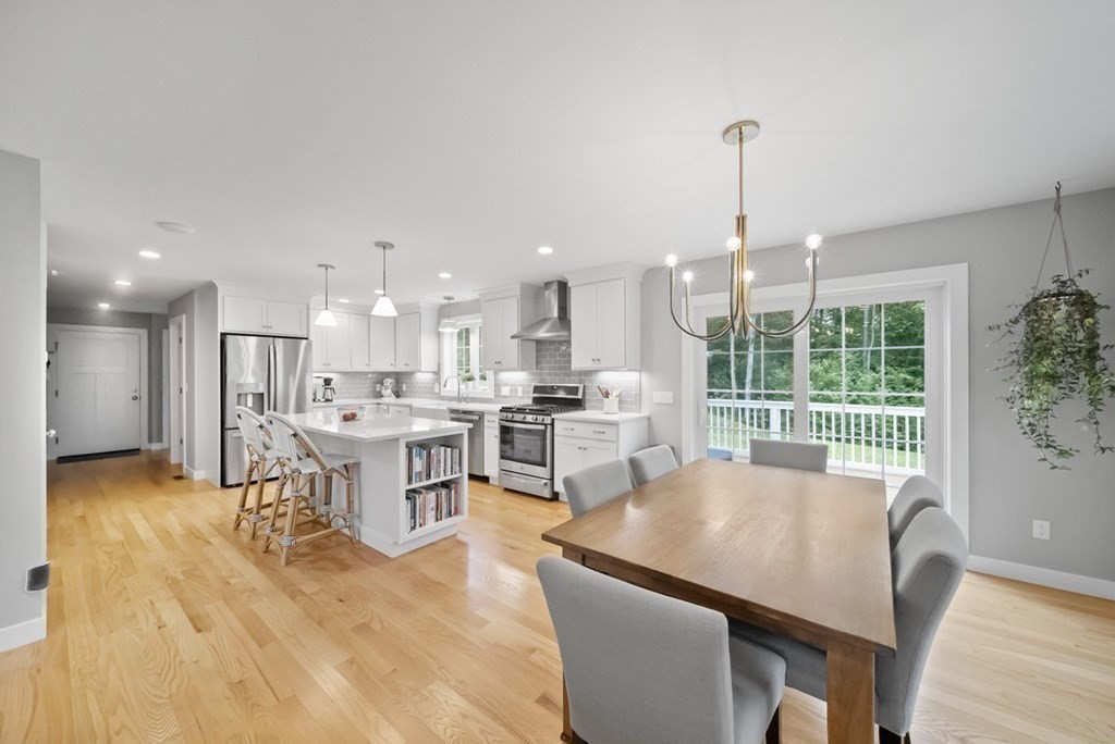 7 Kennard Road Epping, NH 03042 - Photo 4 of 42