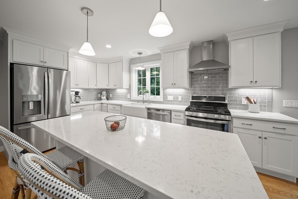 7 Kennard Road Epping, NH 03042 - Photo 5 of 42