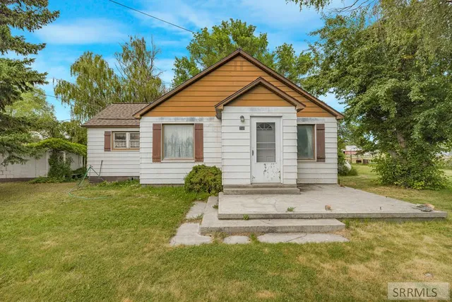 $369,500 | 209 East Main Street, Teton, ID 83451