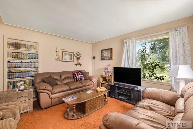 $369,500 | 209 East Main Street, Teton, ID 83451