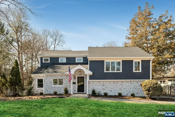 $1,599,000 | 35 Lloyd Road, Ho-Ho-Kus, NJ 07423