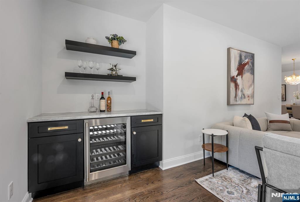 35 Lloyd Road Ho-Ho-Kus, NJ 07423 - Photo 10 of 28