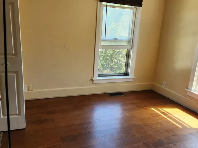 $1,700 | 208 South Illinois Street, Unit 2, Joliet, IL 60436