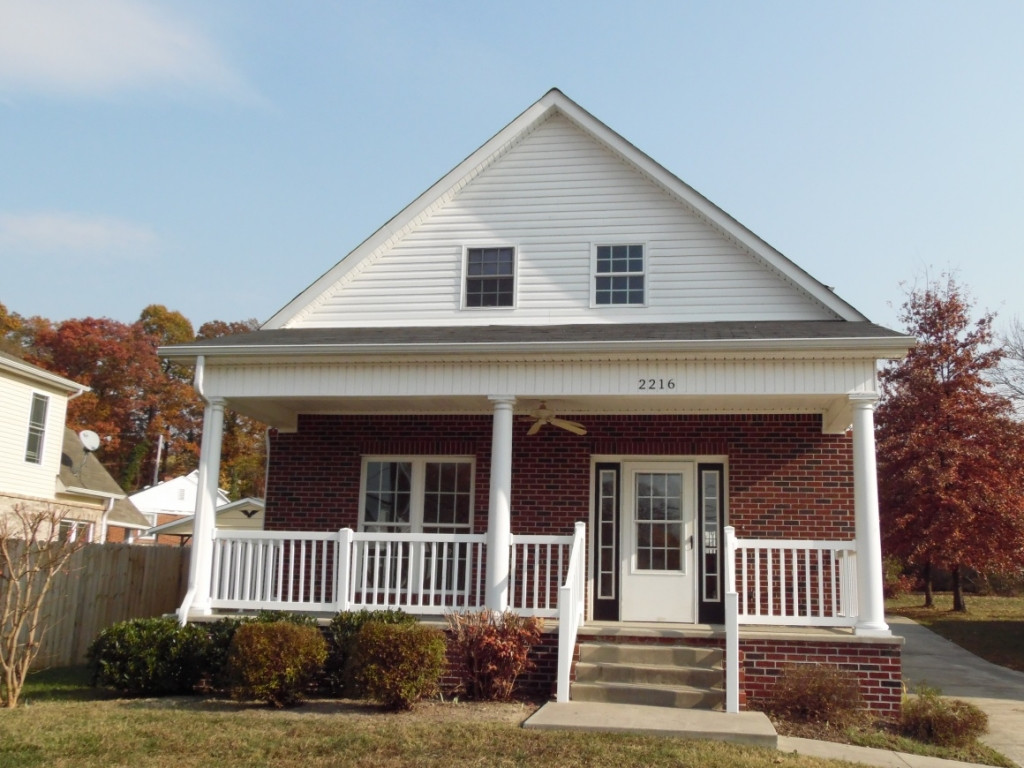 2216 Sherwood Road Kingsport, TN 37664 - Photo 1 of 33 2216 Sherwood Raod