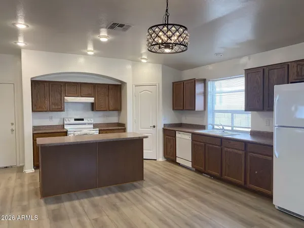 $2,300 | 9124 West Heber Road, Tolleson, AZ 85353