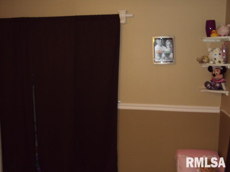 415 Charlotte Road Marion, IL 62959 - Photo 8 of 23 Gallery Image 8
