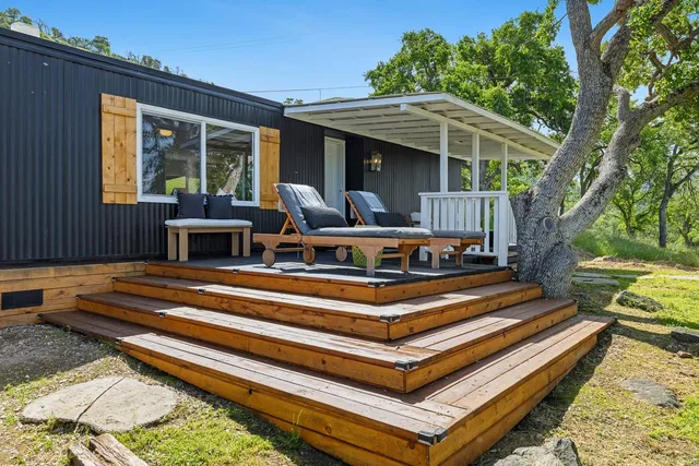 $685,000 | 28383 Shady Oaks Road, Clovis, CA 93619