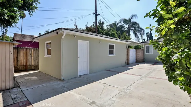 $865,000 | 15841 Marlin Place, Van Nuys, CA 91406