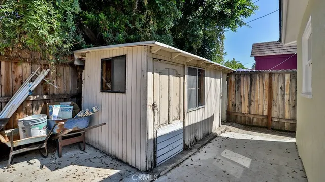 $865,000 | 15841 Marlin Place, Van Nuys, CA 91406