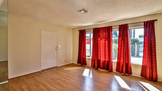 $865,000 | 15841 Marlin Place, Van Nuys, CA 91406