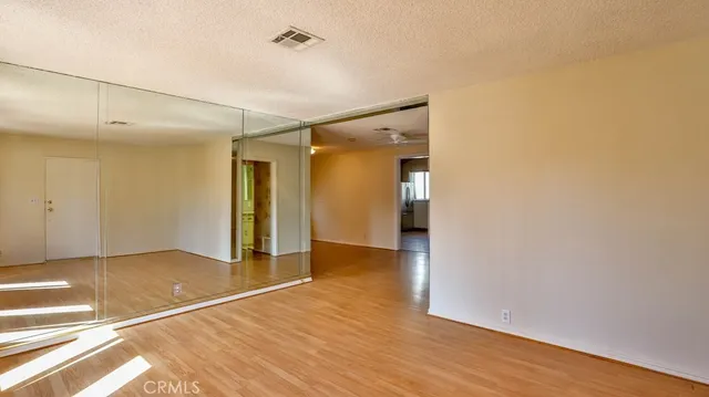 $865,000 | 15841 Marlin Place, Van Nuys, CA 91406