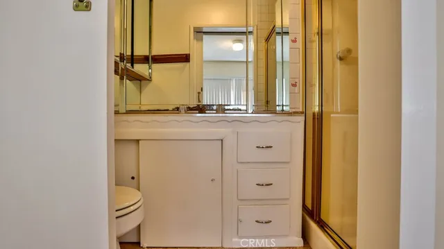 $865,000 | 15841 Marlin Place, Van Nuys, CA 91406